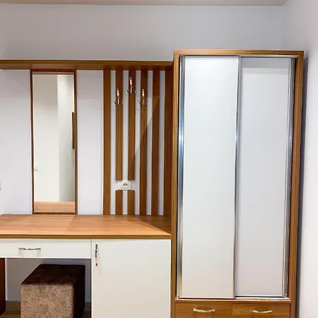 Meta Hotel 4*