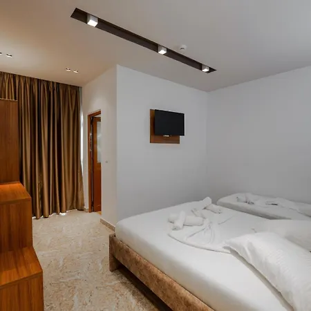 Meta Hotel Ksamil