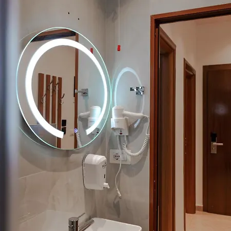 Hotel Meta