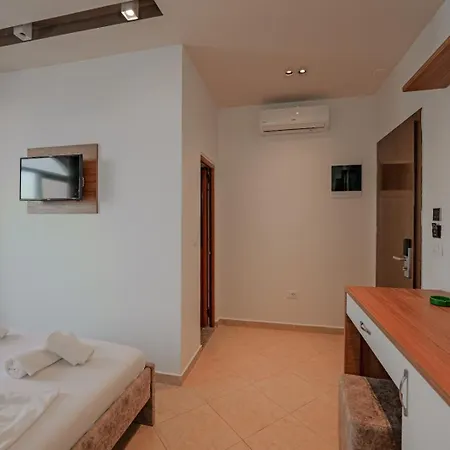 Meta Hotel
